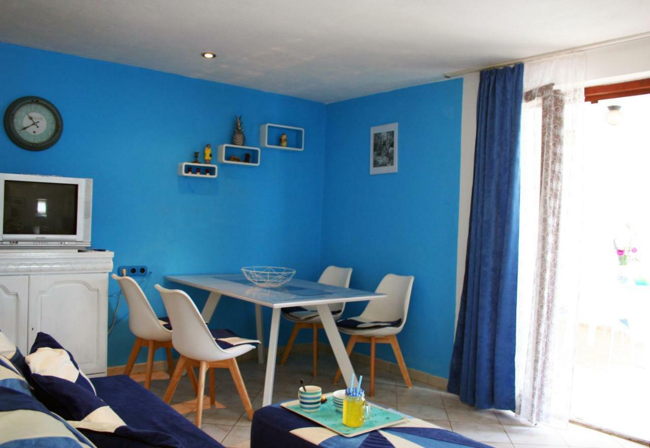 Apartment Azriel Vir Kültér fotó